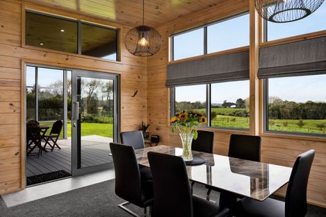 Photo of property in 141a Turuturu Road, Hawera, 4674