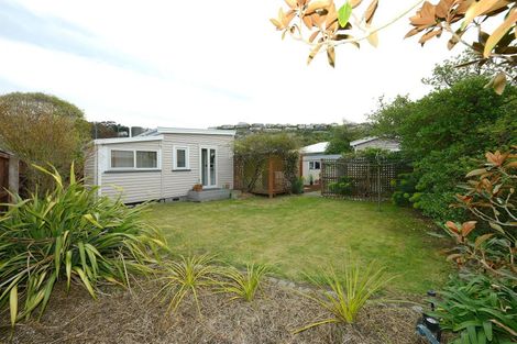 Photo of property in 45 Taupata Street, Redcliffs, Christchurch, 8081