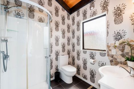 Photo of property in 40 Hicks Crescent, Waikanae Beach, Waikanae, 5036