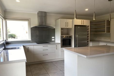 Photo of property in 32 Wymer Terrace, Chartwell, Hamilton, 3210