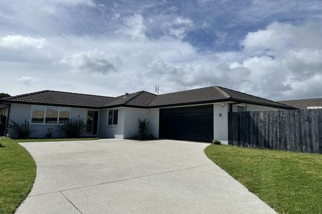 Photo of property in 14 Horokaka Place, Papamoa Beach, Papamoa, 3118
