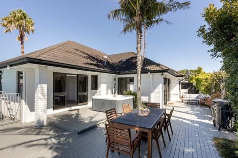 Photo of property in 135 Palm Beach Boulevard, Papamoa Beach, Papamoa, 3118
