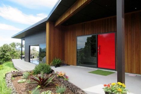 Photo of property in 840 Owhiwa Road, Parua Bay, Onerahi, 0192