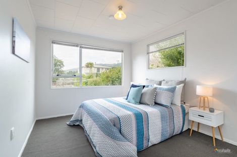 Photo of property in 25 Maclaren Street, Maymorn, Upper Hutt, 5018