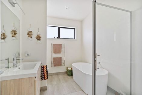 Photo of property in 4 Coral Place, Matapouri, Whangarei, 0173