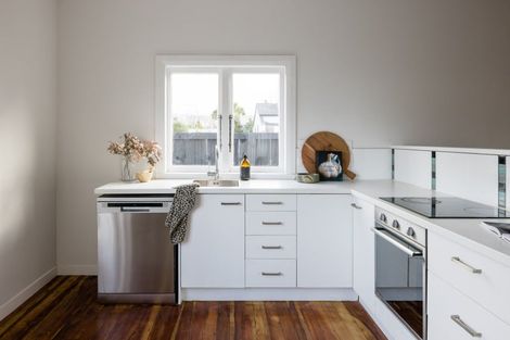 Photo of property in 74 Rimu Street, Maeroa, Hamilton, 3200