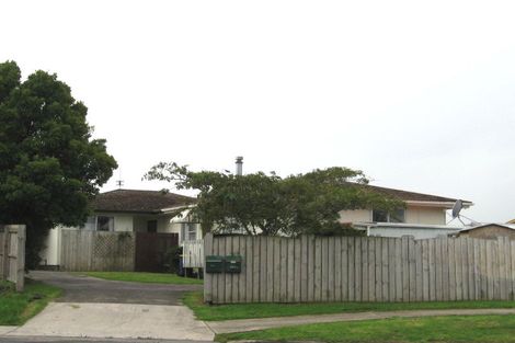 Photo of property in 2/370 Triangle Road, Henderson, Auckland, 0610