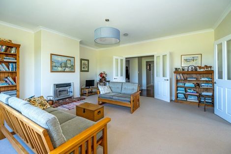 Photo of property in 61 Hekeao Road, Surrey Hills, Ashburton, 7778