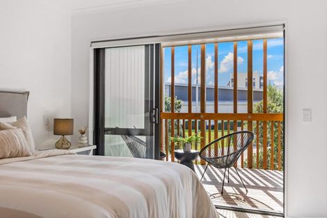 Photo of property in 31 De Havilland Road, Hobsonville, Auckland, 0618