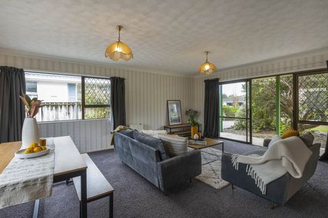 Photo of property in 51 Andrew Street, Waikanae, 5036