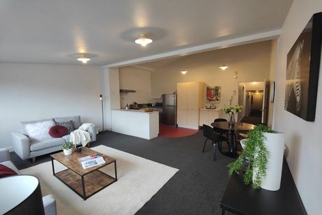 Photo of property in 1/5 Hopper Street, Mount Cook, Wellington, 6011