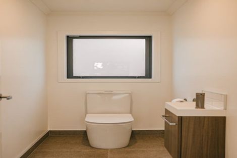 Photo of property in 31 Muhunoa Road East, Ohau, Levin, 5570