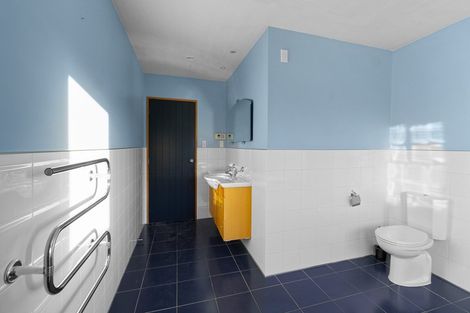 Photo of property in 49 Banks Avenue, Dallington, Christchurch, 8061