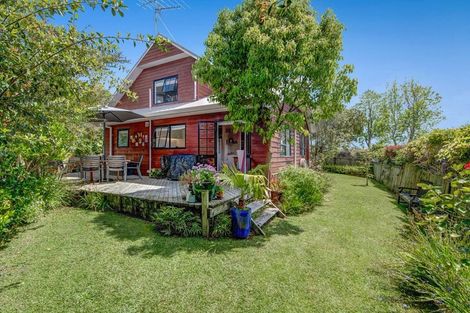 Photo of property in 1/8 Rifleman Rise, Unsworth Heights, Auckland, 0632