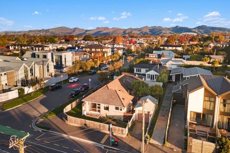 Photo of property in 1/180 Edgeware Road, Edgeware, Christchurch, 8013