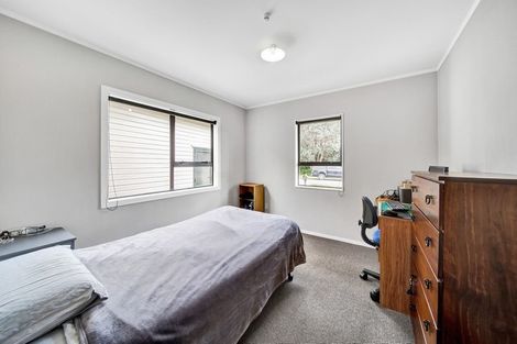Photo of property in 69 Arundel Crescent, Westown, New Plymouth, 4310