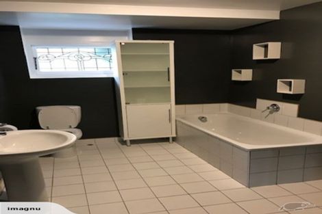 Photo of property in 11 Highbury Crescent, Highbury, Wellington, 6012