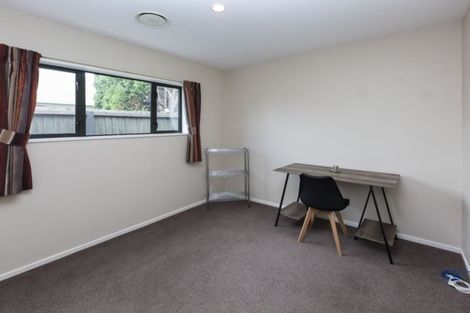 Photo of property in 2/343a Burwood Road, Burwood, Christchurch, 8083