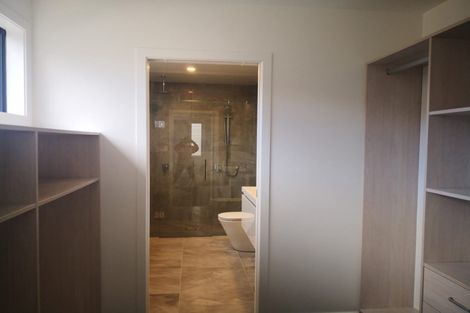 Photo of property in 22c Dallinghoe Crescent, Milford, Auckland, 0620