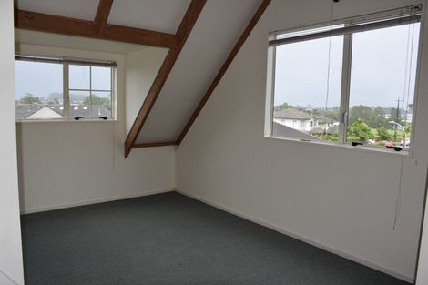 Photo of property in 13 Noel Williams Place, Windsor Park, Auckland, 0630