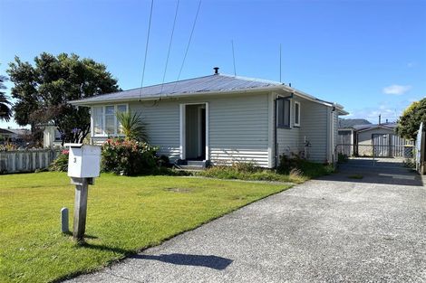 Photo of property in 3 Masters Street, Greymouth, 7805