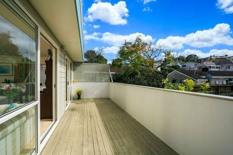 Photo of property in 2/80 Bentley Avenue, Glenfield, Auckland, 0629