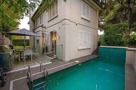 Photo of property in 14a Gibbons Road, Takapuna, Auckland, 0622