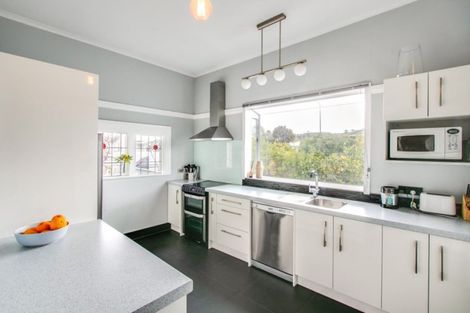 Photo of property in 25 Kennedy Road, Napier South, Napier, 4110