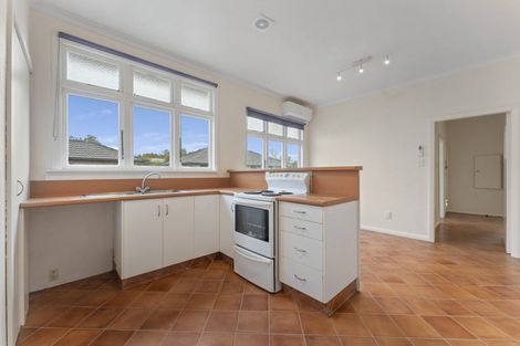 Photo of property in 32 Karina Terrace, Roslyn, Palmerston North, 4414