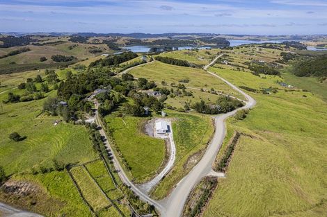Photo of property in 217 Heatley Road, Whakapirau, 0583
