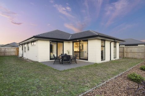 Photo of property in 34 Pitcaithly Street, Halswell, Christchurch, 8025