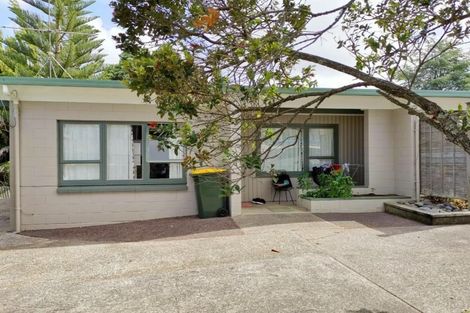Photo of property in 1/22 Kelston Street, New Lynn, Auckland, 0600