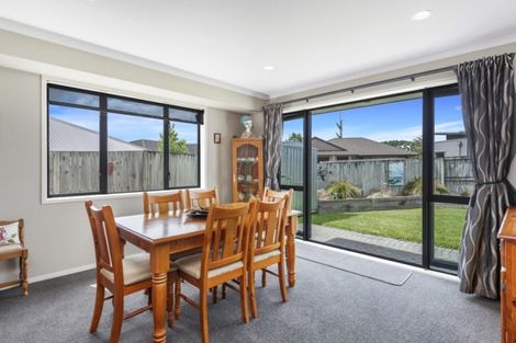 Photo of property in 19 Wiltshire Drive, Huntington, Hamilton, 3210