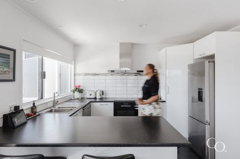 Photo of property in 229a Papamoa Beach Road, Papamoa Beach, Papamoa, 3118