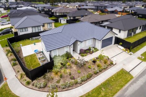 Photo of property in 15 Filmer Crescent, Wallaceville, Upper Hutt, 5018