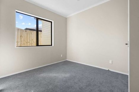 Photo of property in 3 Poutawa Lane, Clarks Beach, 2122