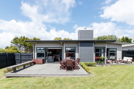 Photo of property in 63d James Line, Kelvin Grove, Palmerston North, 4414