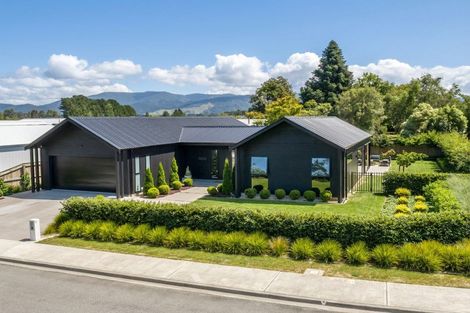 Photo of property in 4 Cotterville Crescent, Greytown, 5712