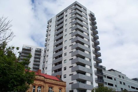 Photo of property in St Paul Apartments, 9e/4 Saint Paul Street, Auckland Central, Auckland, 1010