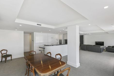 Photo of property in 6/308 Oriental Parade, Oriental Bay, Wellington, 6011