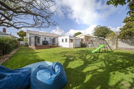 Photo of property in 178 Carrington Street, Lower Vogeltown, New Plymouth, 4310