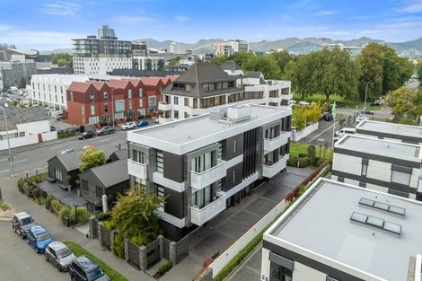 Photo of property in 2/30 Peterborough Street, Christchurch Central, Christchurch, 8013