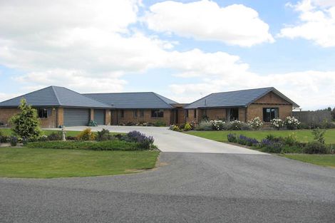 Photo of property in 2 Piako Drive, Darfield, 7571