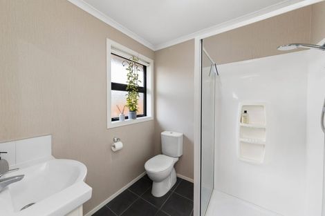 Photo of property in 7 Medallion Court, Kelvin Grove, Palmerston North, 4414