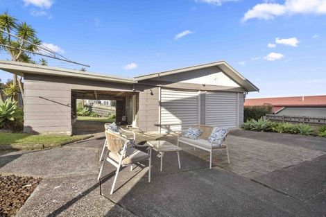 Photo of property in 12 Everard Avenue, Army Bay, Whangaparaoa, 0930