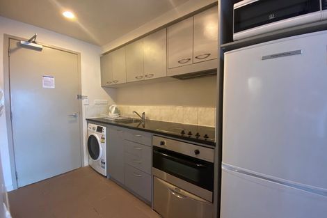 Photo of property in The Imperial Gardens Apartments, 616/135 Hobson Street, Auckland Central, Auckland, 1010
