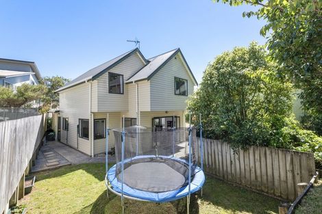Photo of property in 11 Duncan Street, Tawa, Wellington, 5028