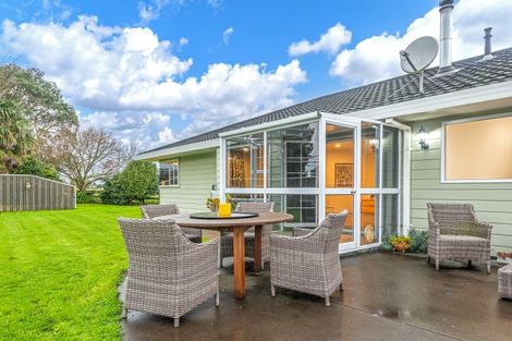Photo of property in 130 Parewanui Road, Bulls, 4894