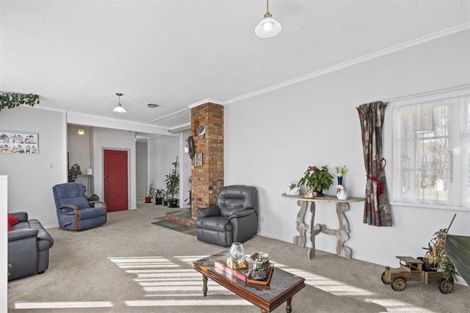 Photo of property in 58 Wakefield Street, Westport, 7825
