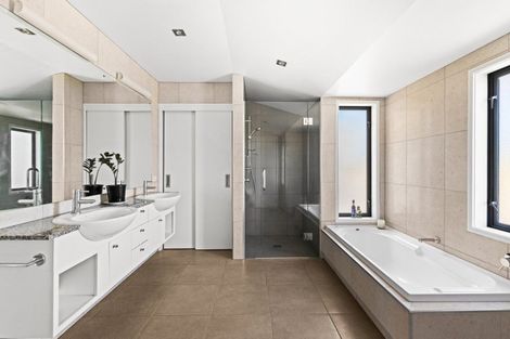 Photo of property in Northridge Apartments Stage Z, 12/22 Hospital Terrace, Hospital Hill, Napier, 4110